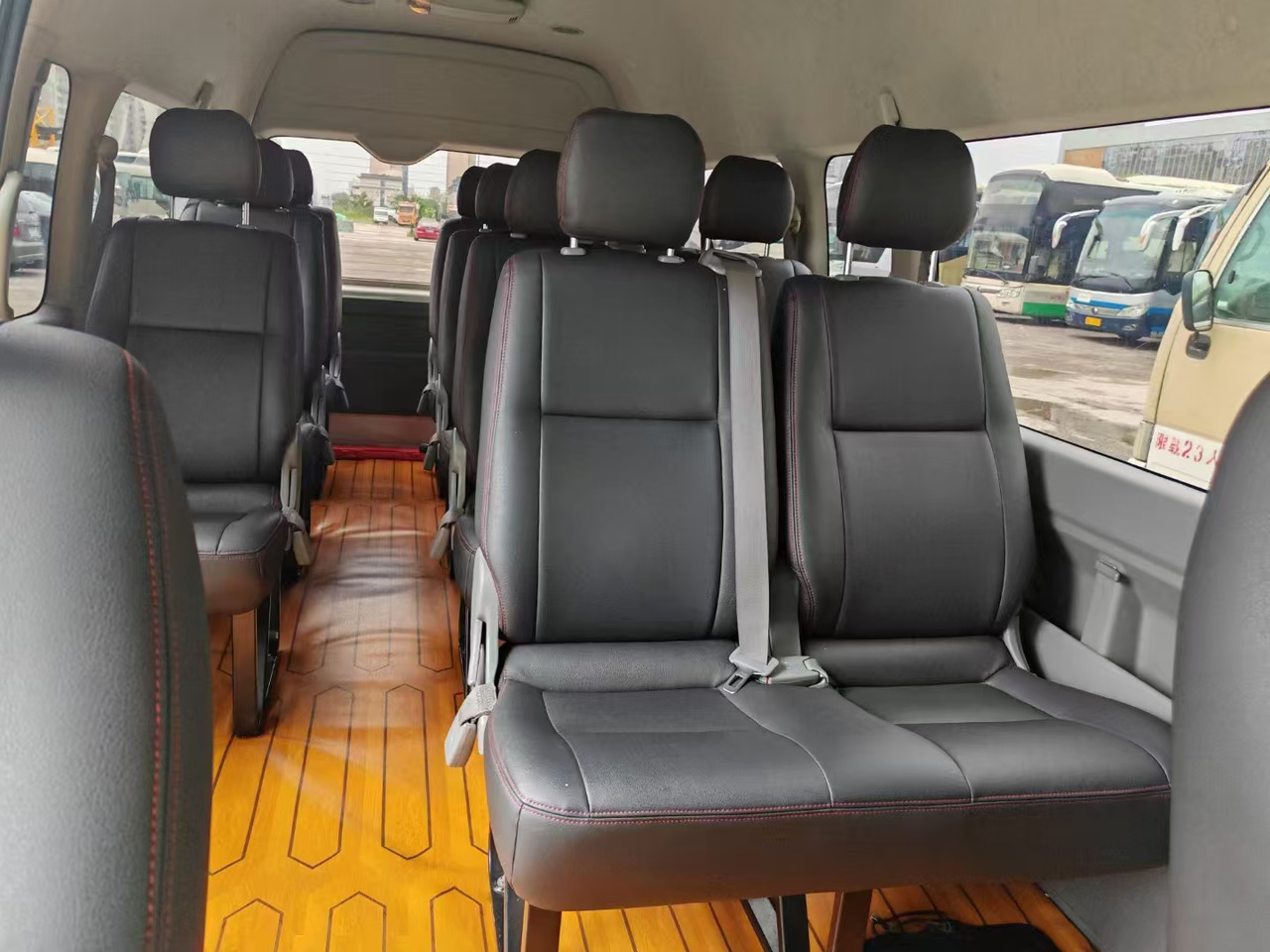 TOYOTA Toyota Hiace Bus Click Here for Discont - Minibuss, Persontransport: bilde 5 TOYOTA Toyota Hiace Bus Click Here for Discont - Minibuss, Persontransport: bilde 5