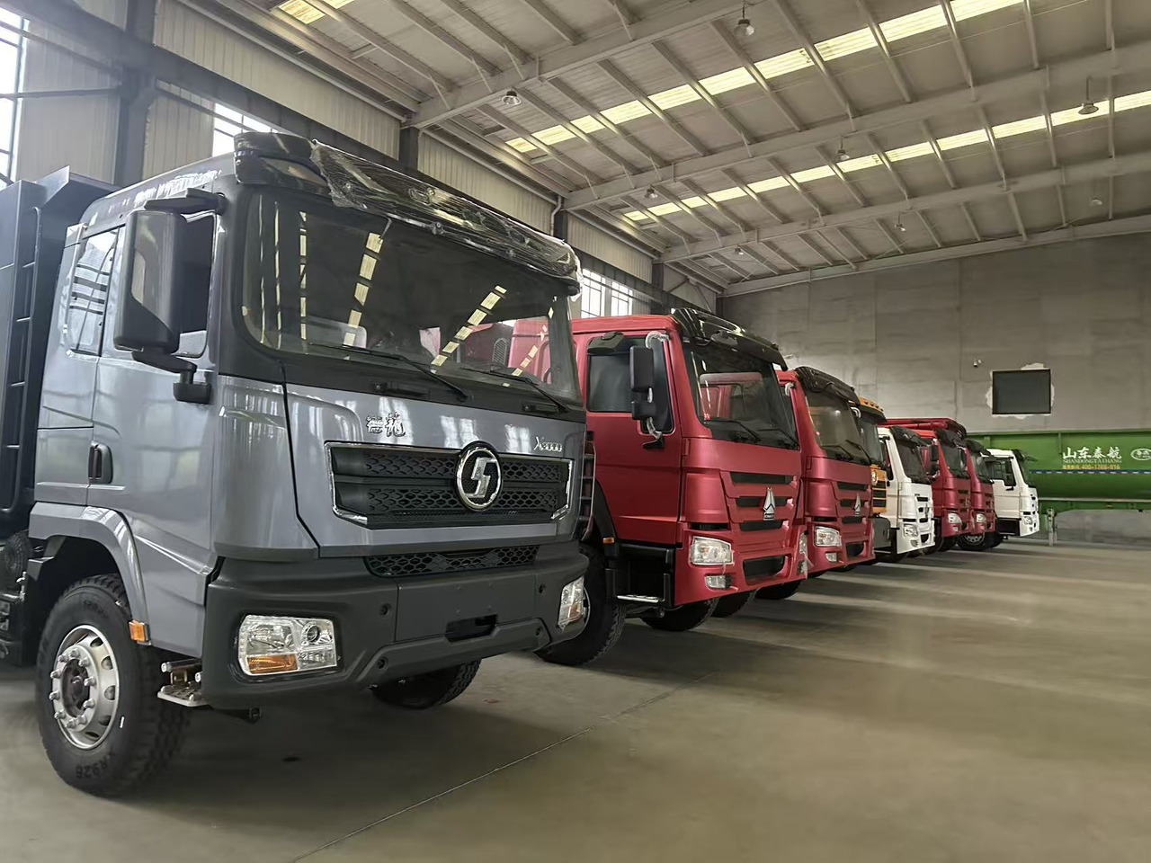 SHACMAN X3000 Dump Truck 6✖4 - Trekkvogn: bilde 5 SHACMAN X3000 Dump Truck 6✖4 - Trekkvogn: bilde 5