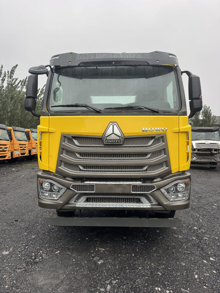 SINOTRUK HOWO 430HP Hydraulic Lift-Equipped Tractor Unit Click for Discount - Trekkvogn: bilde 2 SINOTRUK HOWO 430HP Hydraulic Lift-Equipped Tractor Unit Click for Discount - Trekkvogn: bilde 2
