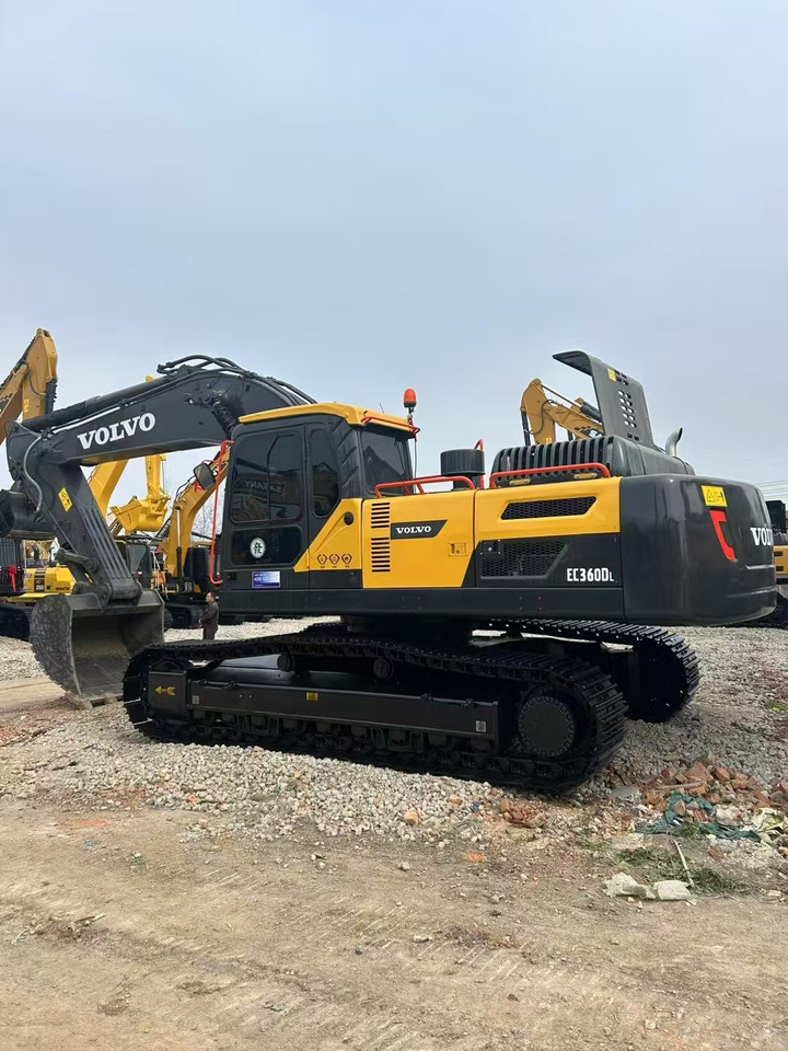 VOLVO EC360D - Beltegraver: bilde 2 VOLVO EC360D - Beltegraver: bilde 2
