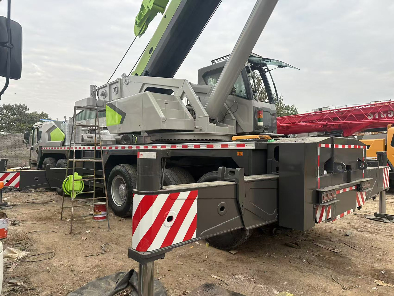 ZOOMLION Crane 50Ton - Allterrengkran: bilde 2 ZOOMLION Crane 50Ton - Allterrengkran: bilde 2