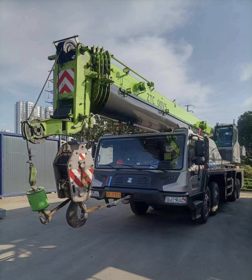 ZOOMLION Crane ZTC700V562-1 - Allterrengkran: bilde 2 ZOOMLION Crane ZTC700V562-1 - Allterrengkran: bilde 2