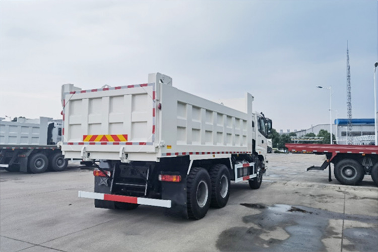 FOTON Foton 6x4 10 Wheeler Tipper truck for Sale in Malawi - Tippbil: bilde 4 FOTON Foton 6x4 10 Wheeler Tipper truck for Sale in Malawi - Tippbil: bilde 4