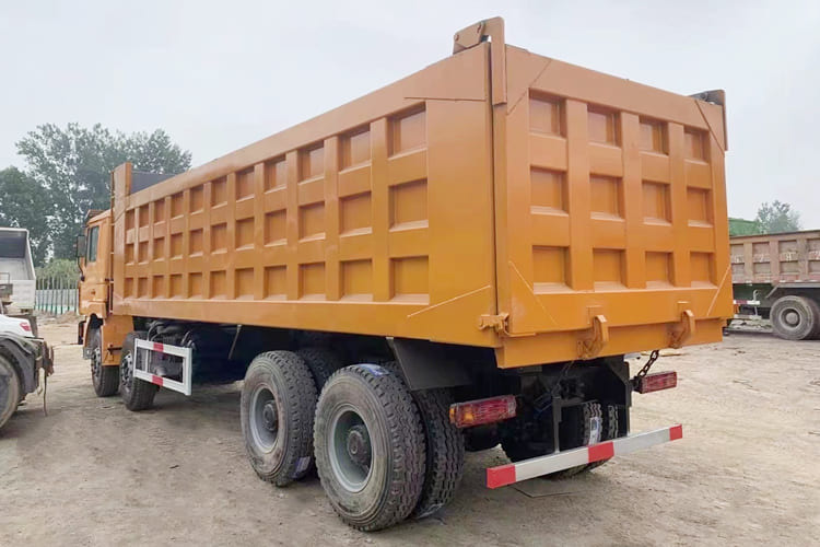 SHACMAN Shacman Truck F3000 for Sale in Zamibia - Lastebil: bilde 2 SHACMAN Shacman Truck F3000 for Sale in Zamibia - Lastebil: bilde 2