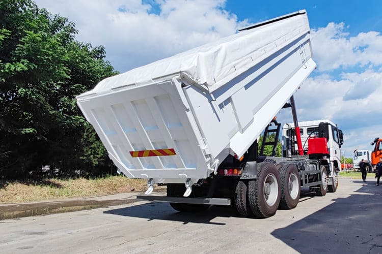 SHACMAN Shacman Dump Truck for Sale in Nigeria - Tippbil: bilde 4 SHACMAN Shacman Dump Truck for Sale in Nigeria - Tippbil: bilde 4