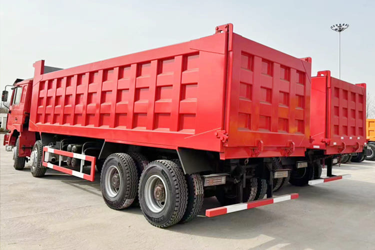 SHACMAN Shacman Truck for sale in Tanzania - Tippbil: bilde 1 SHACMAN Shacman Truck for sale in Tanzania - Tippbil: bilde 1