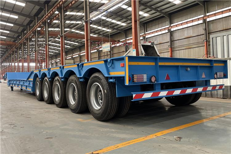 TITAN 4 Axle Folding Gooseneck Trailer for Sale In Zambia - Lavloader semitrailer: bilde 2 TITAN 4 Axle Folding Gooseneck Trailer for Sale In Zambia - Lavloader semitrailer: bilde 2