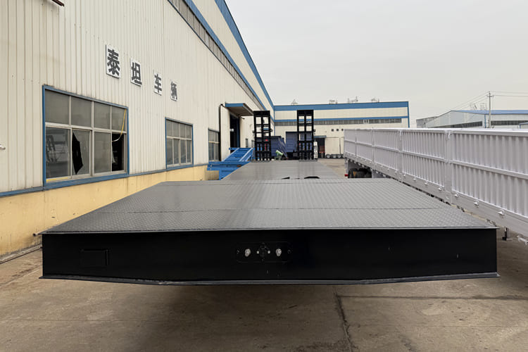 TITAN 4 Axle Lowbed Trailer for Sale in Mali - Lavloader semitrailer: bilde 3 TITAN 4 Axle Lowbed Trailer for Sale in Mali - Lavloader semitrailer: bilde 3