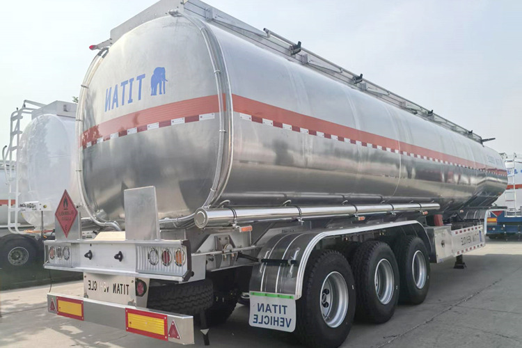 TITAN Aluminum Fuel Tanker Trailer for Sale in Saudi Arabia - Tanksemi: bilde 2 TITAN Aluminum Fuel Tanker Trailer for Sale in Saudi Arabia - Tanksemi: bilde 2