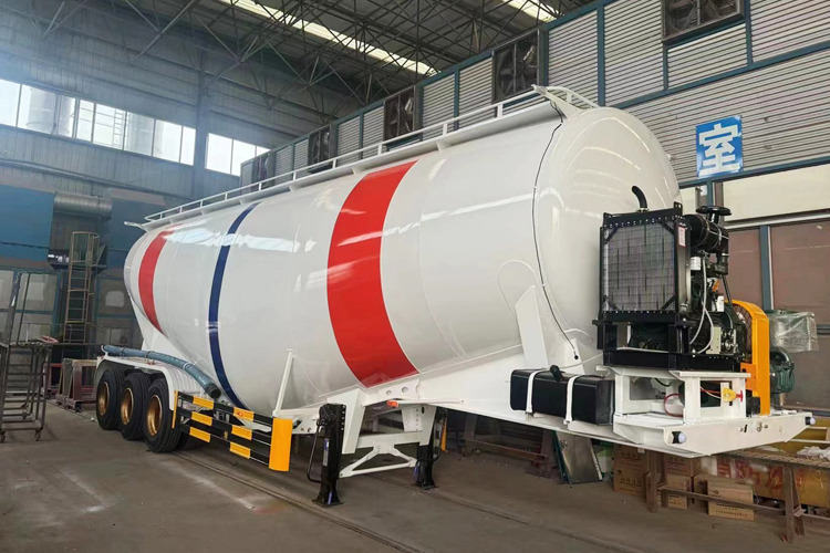 TITAN Bulk Cement Tank Truck for Sale in Tanzania - Tanksemi: bilde 3 TITAN Bulk Cement Tank Truck for Sale in Tanzania - Tanksemi: bilde 3