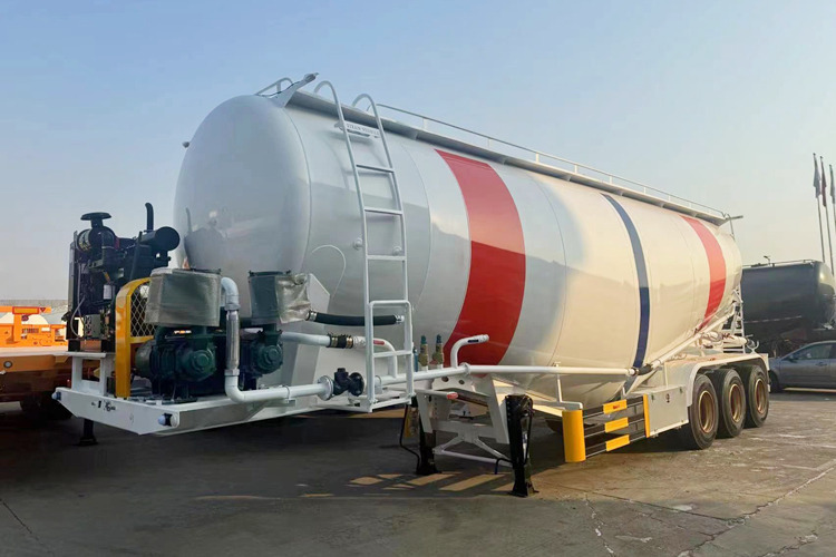 TITAN Bulk Cement Tank Truck for Sale in Tanzania - Tanksemi: bilde 1 TITAN Bulk Cement Tank Truck for Sale in Tanzania - Tanksemi: bilde 1