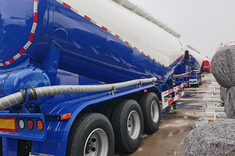 TITAN Cement Bulker Trailer for Sale in Jamaica - Tanksemi: bilde 3 TITAN Cement Bulker Trailer for Sale in Jamaica - Tanksemi: bilde 3