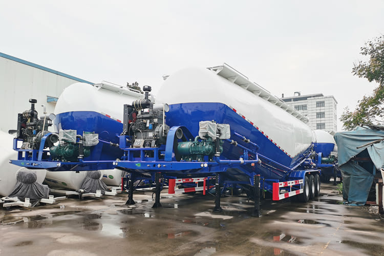 TITAN Cement Bulker Trailer for Sale in Jamaica - Tanksemi: bilde 4 TITAN Cement Bulker Trailer for Sale in Jamaica - Tanksemi: bilde 4
