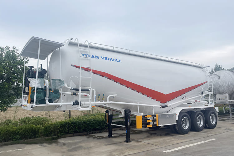 TITAN Cement Bulker Truck for Sale in Zambia - Tanksemi: bilde 1 TITAN Cement Bulker Truck for Sale in Zambia - Tanksemi: bilde 1