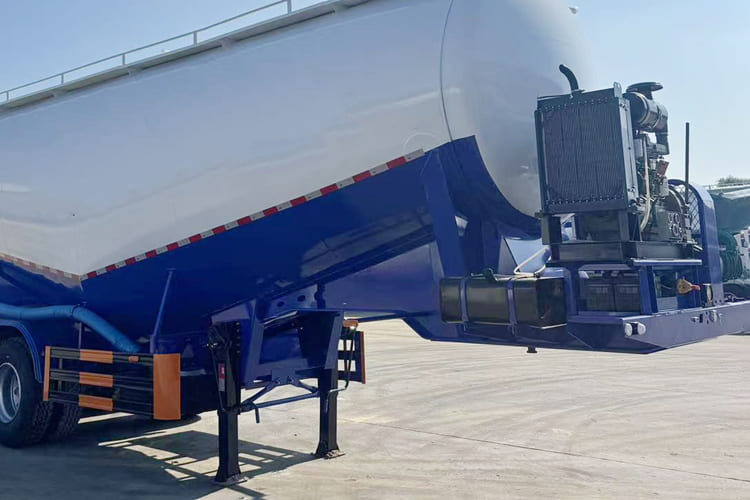 TITAN Dry Bulk Trailer for Sale in Ghana - Tanksemi: bilde 5 TITAN Dry Bulk Trailer for Sale in Ghana - Tanksemi: bilde 5