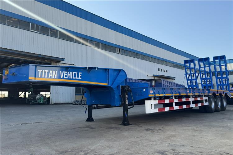 TITAN Tri Axle 80 Ton Low Loader Semi Trailer for Sale In Benin - Lavloader semitrailer: bilde 3 TITAN Tri Axle 80 Ton Low Loader Semi Trailer for Sale In Benin - Lavloader semitrailer: bilde 3