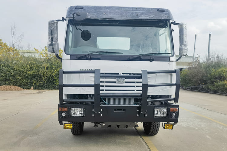 New HOWO 6x4 Tractor Head with Bull Bar for Africa - Trekkvogn: bilde 4 New HOWO 6x4 Tractor Head with Bull Bar for Africa - Trekkvogn: bilde 4