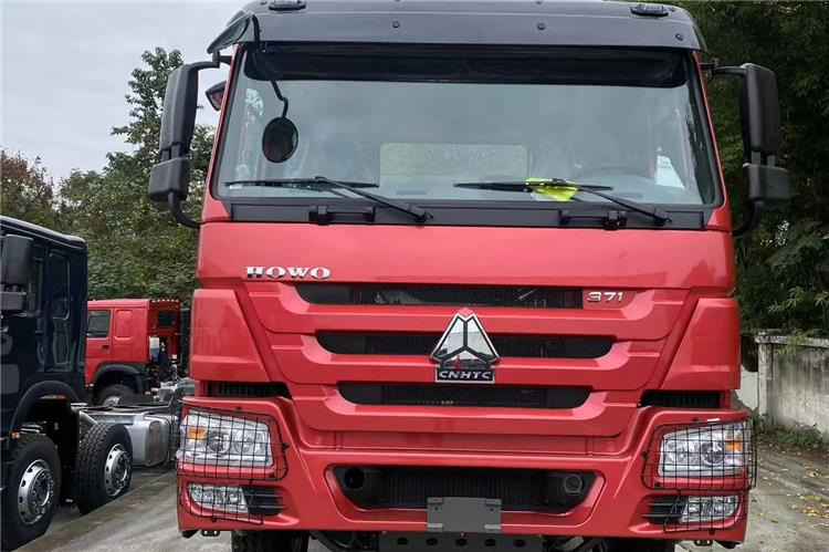 SINOTRUK Howo 371hp Truck Head for Sale In Tanzania - Trekkvogn: bilde 4 SINOTRUK Howo 371hp Truck Head for Sale In Tanzania - Trekkvogn: bilde 4
