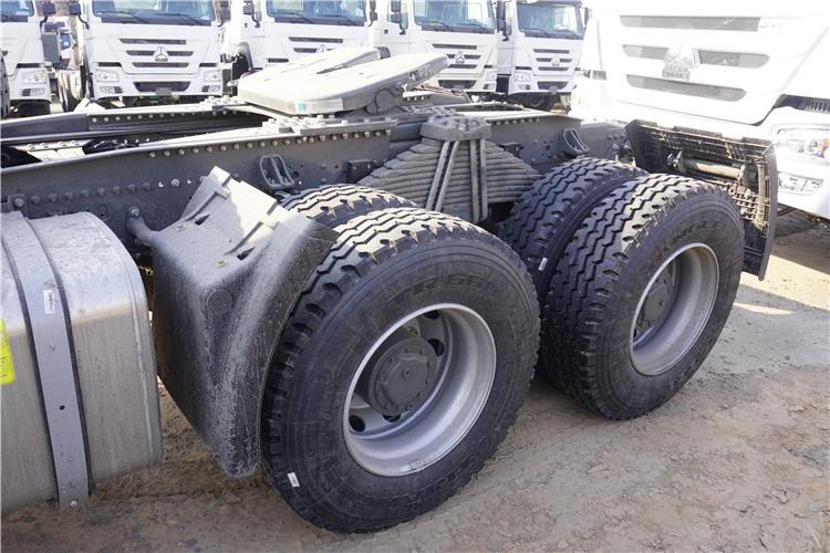 SINOTRUK Howo Truck Head Price 400HP for Sale In Guinea - Trekkvogn: bilde 4 SINOTRUK Howo Truck Head Price 400HP for Sale In Guinea - Trekkvogn: bilde 4