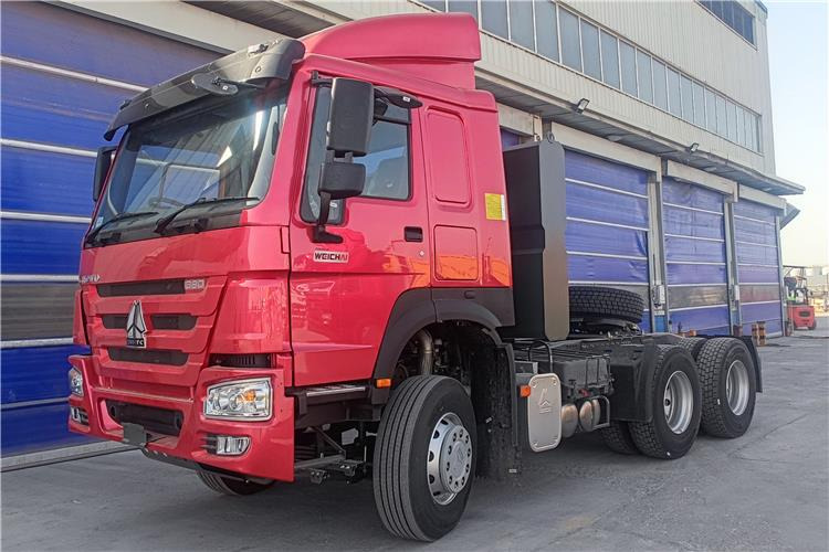 Sinotruk Howo 380hp 6x4 truck tractor for sale in Congo - Trekkvogn: bilde 3 Sinotruk Howo 380hp 6x4 truck tractor for sale in Congo - Trekkvogn: bilde 3