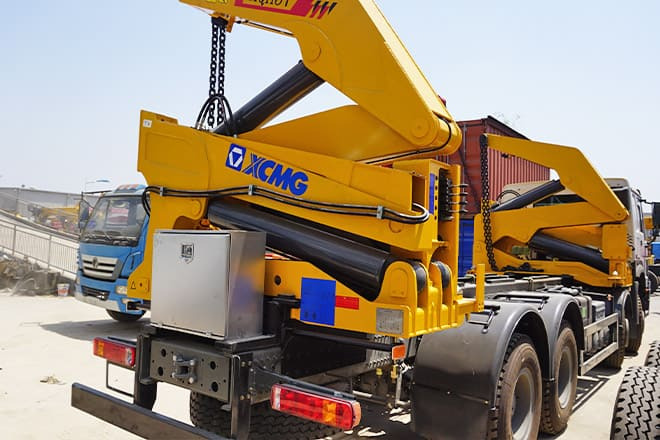 XCMG 20Ft Container Side Lift Truck for Sale in Guyana - Container-transport/ Vekselflak lastebil: bilde 2 XCMG 20Ft Container Side Lift Truck for Sale in Guyana - Container-transport/ Vekselflak lastebil: bilde 2