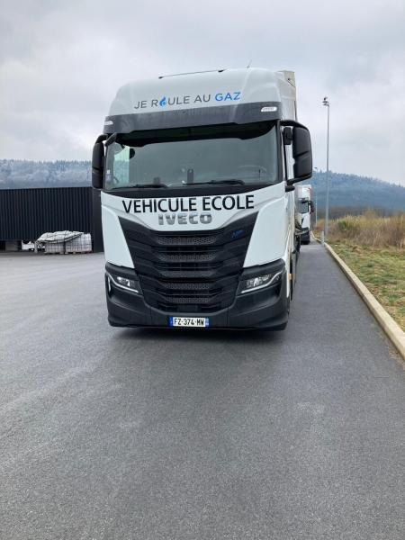 Iveco S-WAY 460 - Trekkvogn: bilde 3 Iveco S-WAY 460 - Trekkvogn: bilde 3