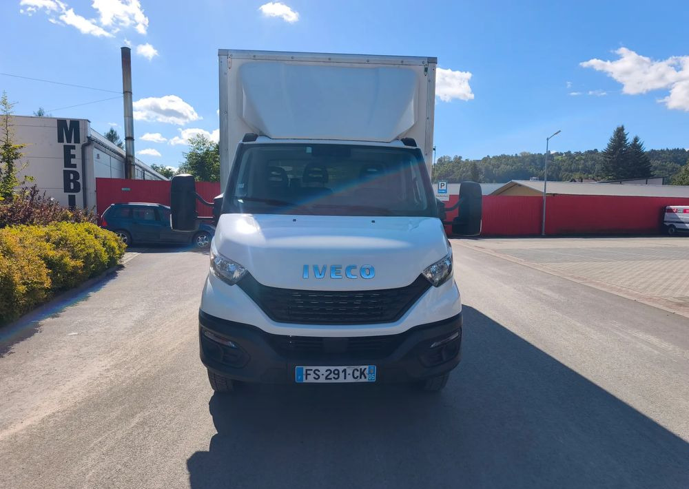 Iveco DAILY 70C18 rama do zabudowy 5,4M obsługa silnika nowy rozrząd - Chassis lastebil: bilde 3 Iveco DAILY 70C18 rama do zabudowy 5,4M obsługa silnika nowy rozrząd - Chassis lastebil: bilde 3
