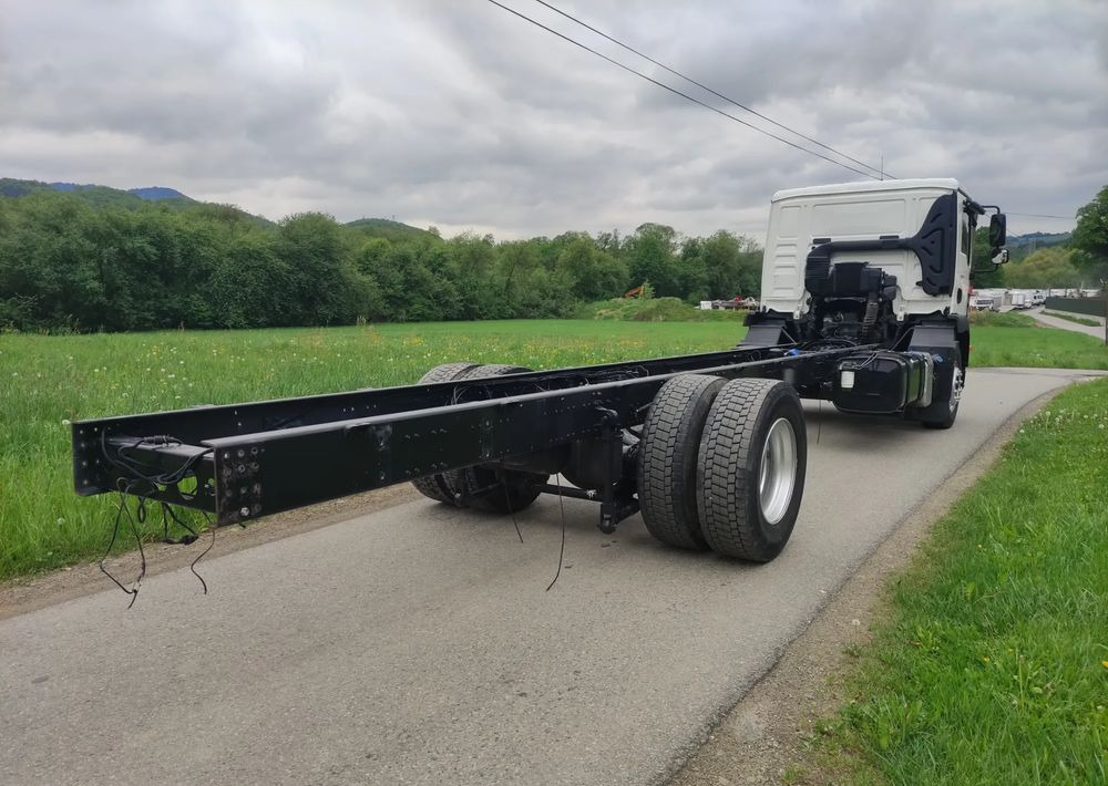 MAN TGM 18.290 ramo do zabudowy 18DMC - Chassis lastebil: bilde 5 MAN TGM 18.290 ramo do zabudowy 18DMC - Chassis lastebil: bilde 5