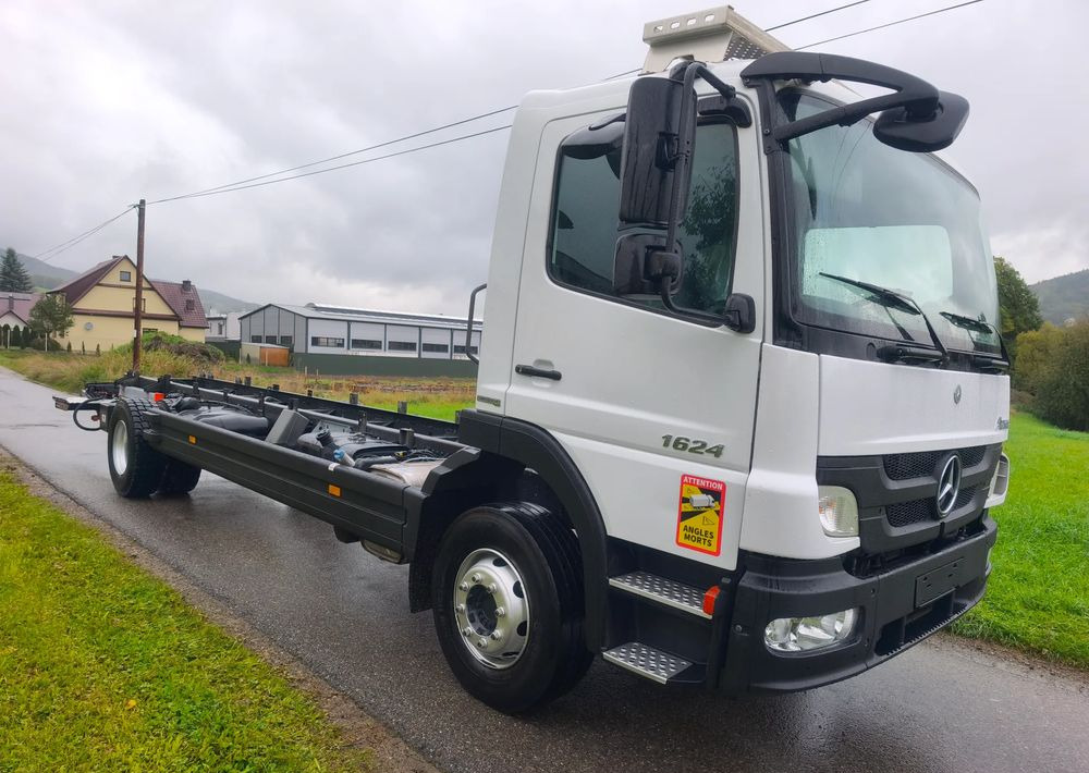 Mercedes-Benz Atego 1624 rama do zabudowy - Chassis lastebil: bilde 2 Mercedes-Benz Atego 1624 rama do zabudowy - Chassis lastebil: bilde 2