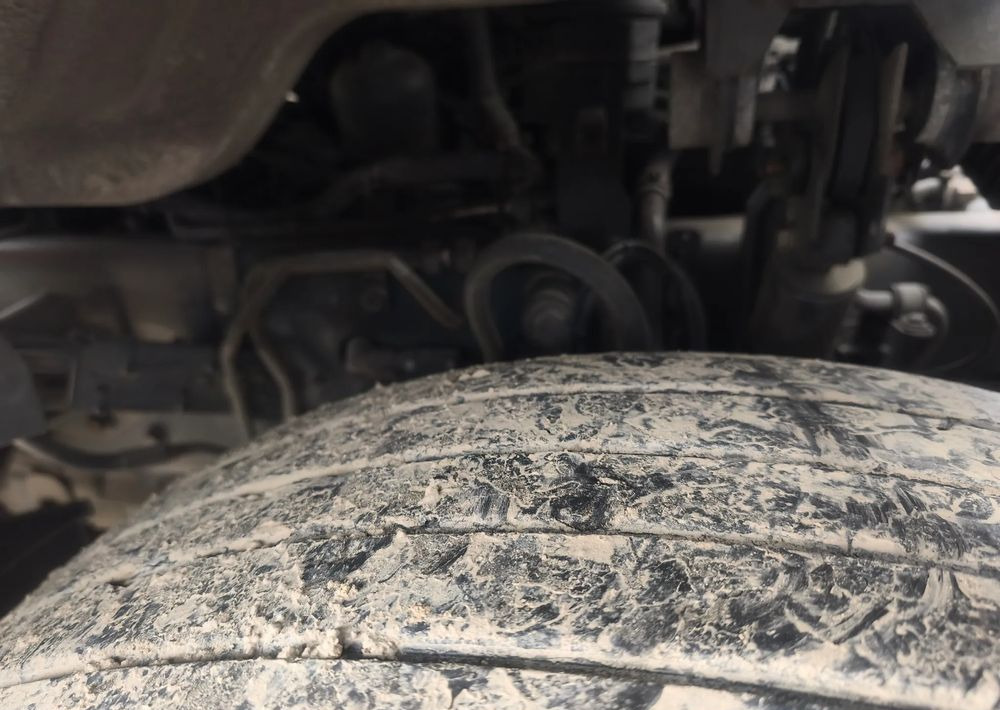 Renault Gama D 18.280 rama do zabudowy poduszka - Chassis lastebil: bilde 4 Renault Gama D 18.280 rama do zabudowy poduszka - Chassis lastebil: bilde 4