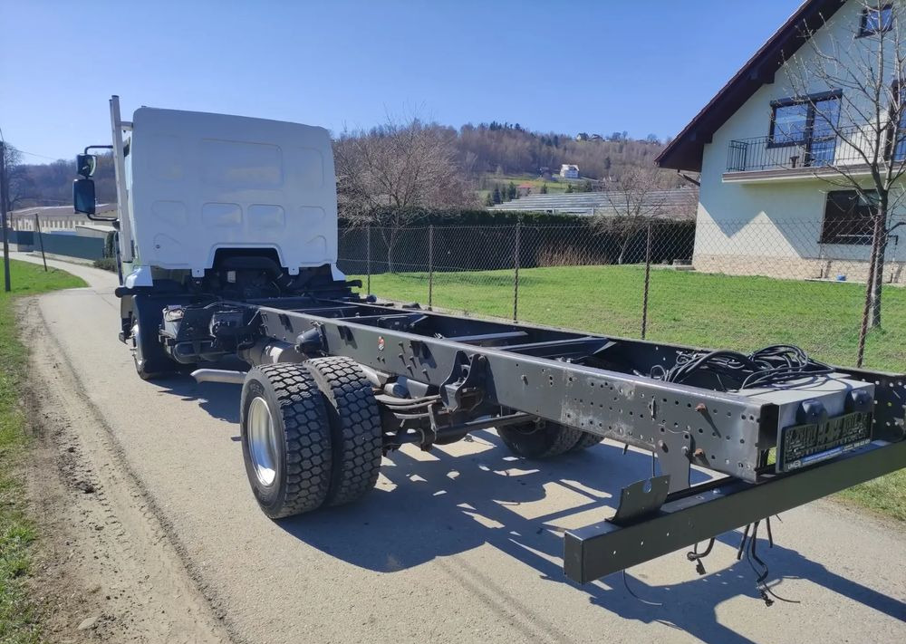 Renault Gama Midlum DXI 12.180 rama do zabudowy - Chassis lastebil: bilde 2 Renault Gama Midlum DXI 12.180 rama do zabudowy - Chassis lastebil: bilde 2