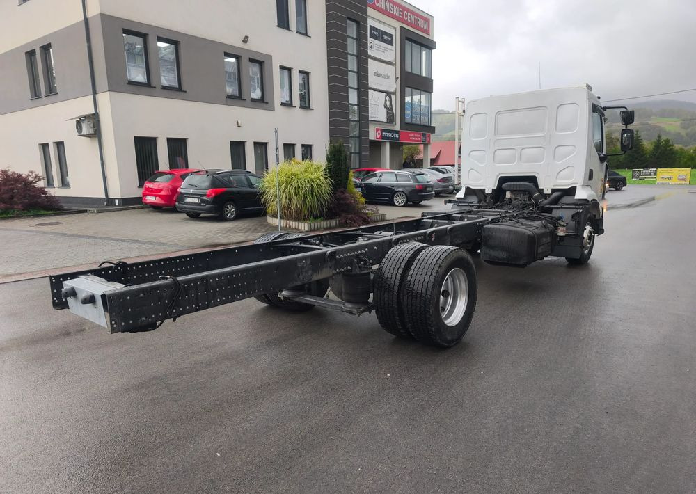 Renault Midlum 220.14 220.16 rama do zabudowy poduszka - Chassis lastebil: bilde 3 Renault Midlum 220.14 220.16 rama do zabudowy poduszka - Chassis lastebil: bilde 3