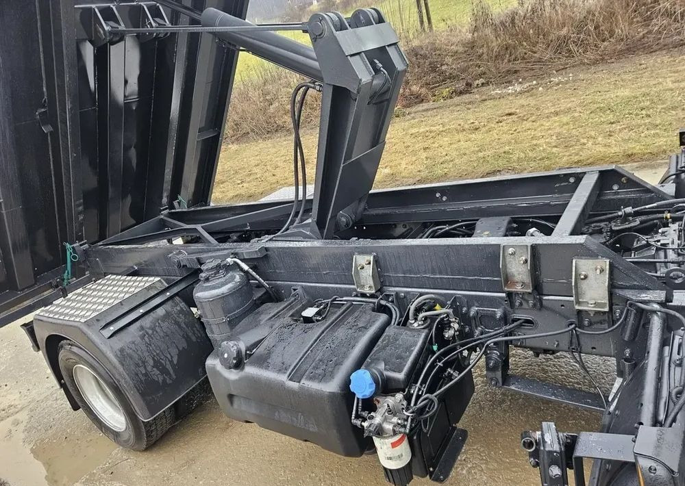 Renault Midlum 220 Dxi wywrot wywrotka kiper blokada - Tippbil: bilde 5 Renault Midlum 220 Dxi wywrot wywrotka kiper blokada - Tippbil: bilde 5