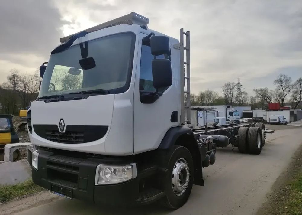 Renault Premium 26.380 Dxi 6x2 rama do zabudowy - Chassis lastebil: bilde 2 Renault Premium 26.380 Dxi 6x2 rama do zabudowy - Chassis lastebil: bilde 2