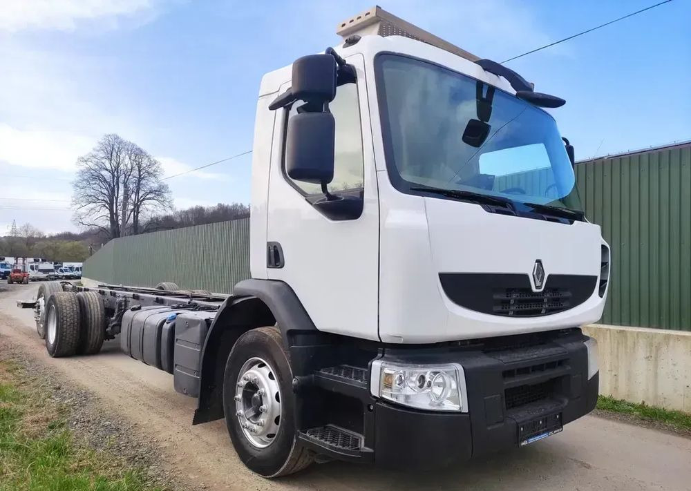 Renault Premium 26.380 Dxi 6x2 rama do zabudowy - Chassis lastebil: bilde 1 Renault Premium 26.380 Dxi 6x2 rama do zabudowy - Chassis lastebil: bilde 1