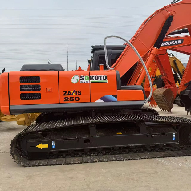 2022 Hitachi ZX250 - Beltegraver: bilde 1 2022 Hitachi ZX250 - Beltegraver: bilde 1