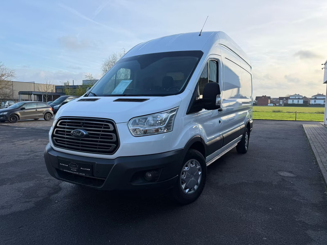 Ford Transit - Små varebil: bilde 1 Ford Transit - Små varebil: bilde 1