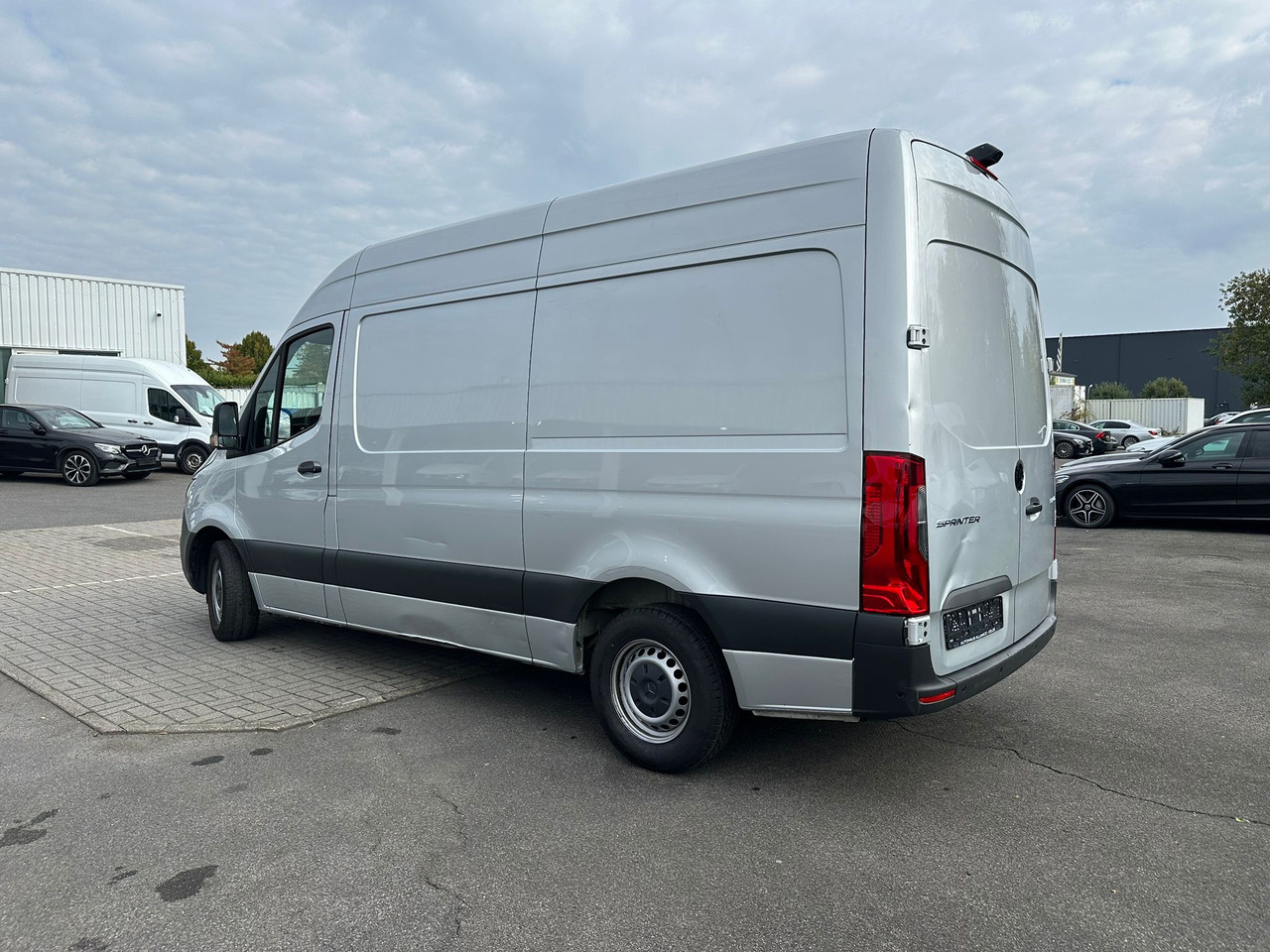 MERCEDES-BENZ Sprinter - Kassebil: bilde 3 MERCEDES-BENZ Sprinter - Kassebil: bilde 3
