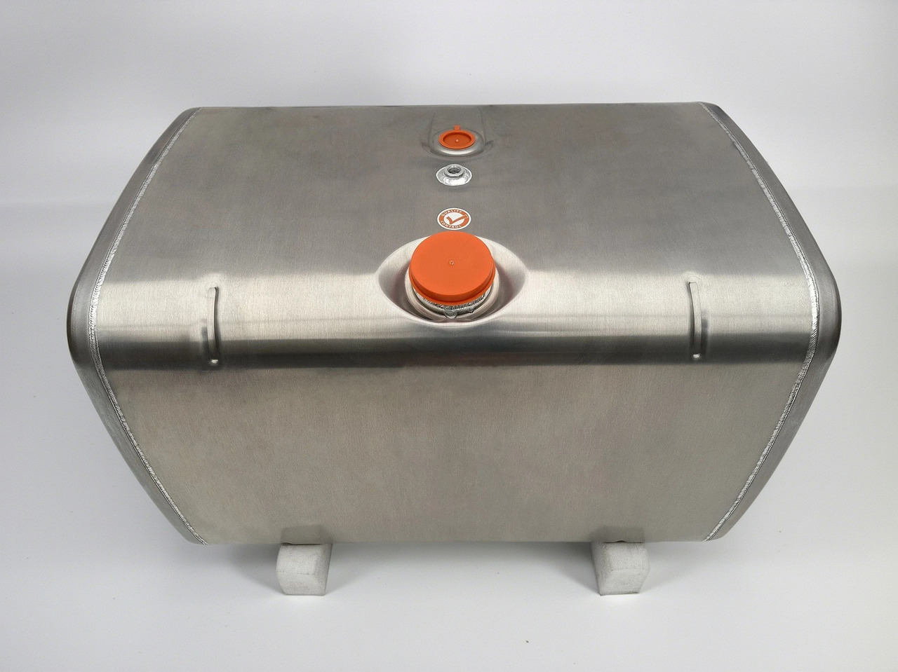 MAN  - Drivstofftank: bilde 1 MAN  - Drivstofftank: bilde 1