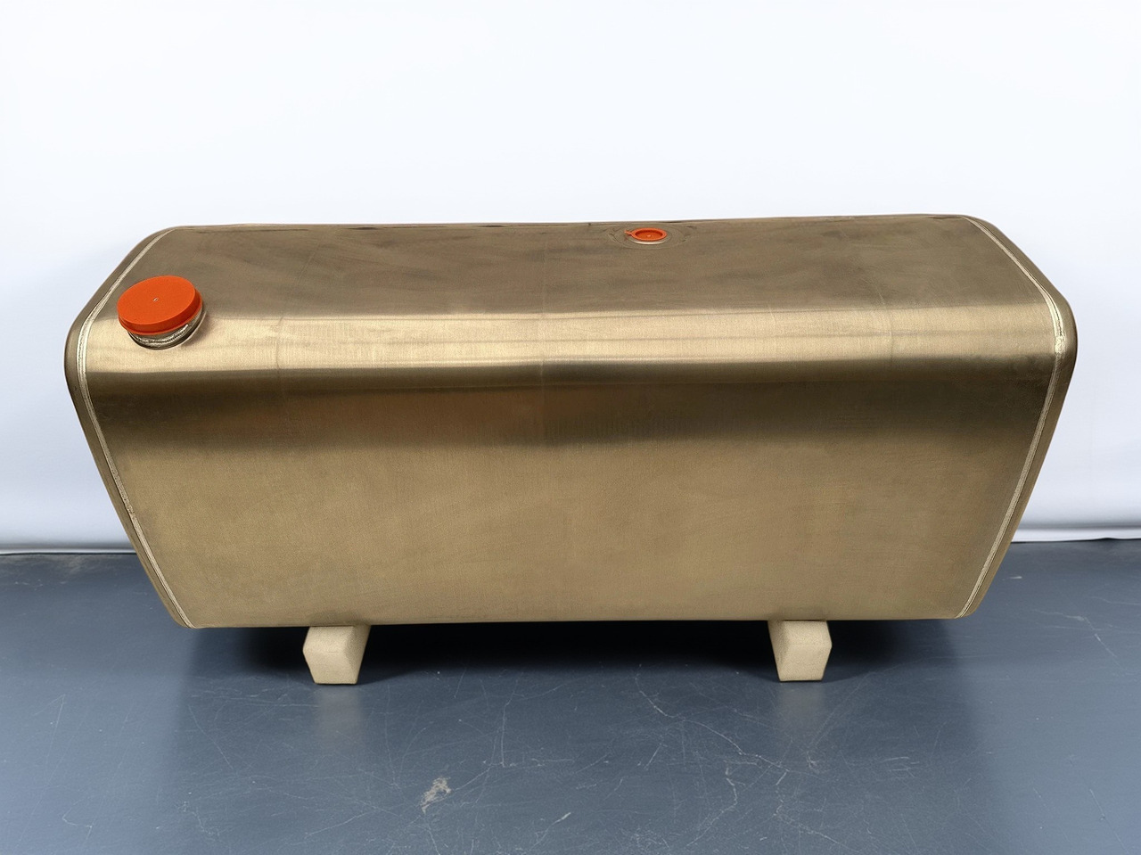 VOLVO - Drivstofftank: bilde 1 VOLVO - Drivstofftank: bilde 1