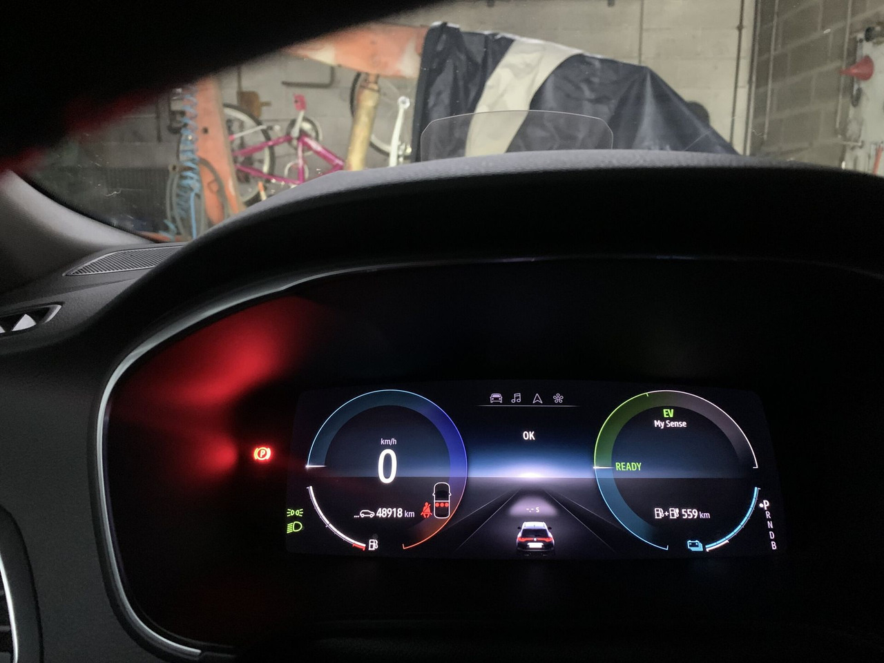 Mégane break 160 ch E-TECH PLUG-IN HYBRID finition ITENS - Personenbil: bilde 2 Mégane break 160 ch E-TECH PLUG-IN HYBRID finition ITENS - Personenbil: bilde 2