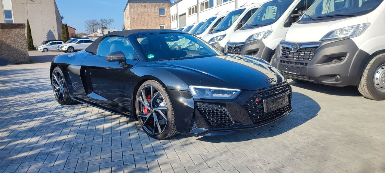 Audi R8 Spyder 5.2 FSI RWD performance - Cabriolet: bilde 4 Audi R8 Spyder 5.2 FSI RWD performance - Cabriolet: bilde 4