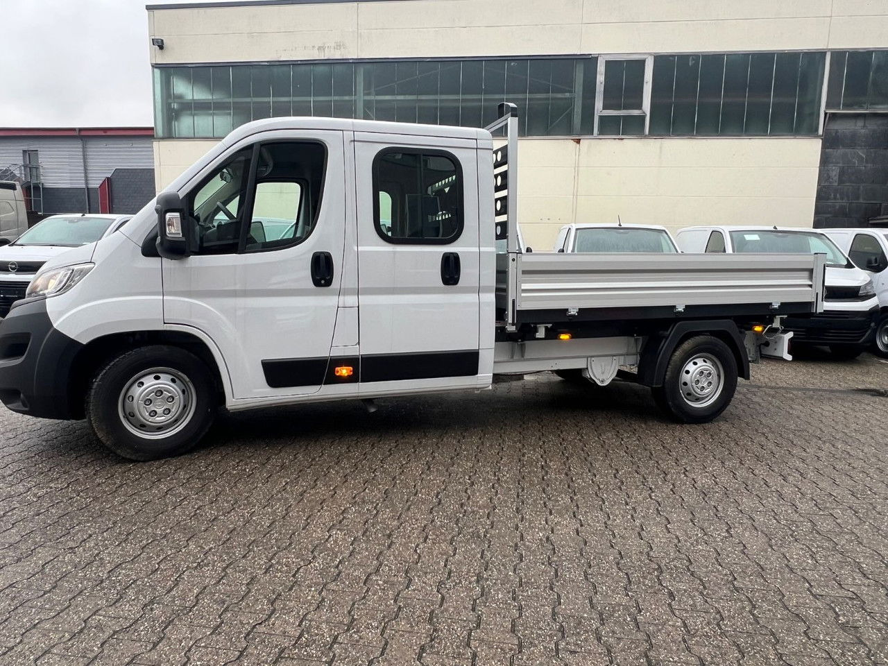 Opel Movano L3 H2 - Dreiseiten-Kipper - Varebil med tipp: bilde 4 Opel Movano L3 H2 - Dreiseiten-Kipper - Varebil med tipp: bilde 4