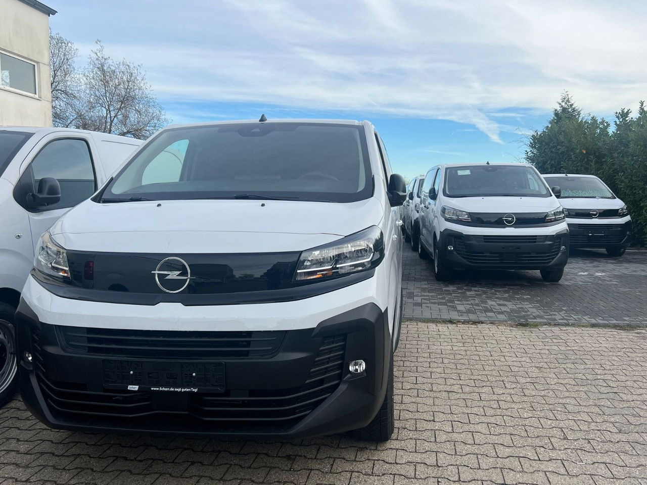 Opel Vivaro L2 H1 Allwetter AHK Rückfahrkam - Kassebil: bilde 2 Opel Vivaro L2 H1 Allwetter AHK Rückfahrkam - Kassebil: bilde 2