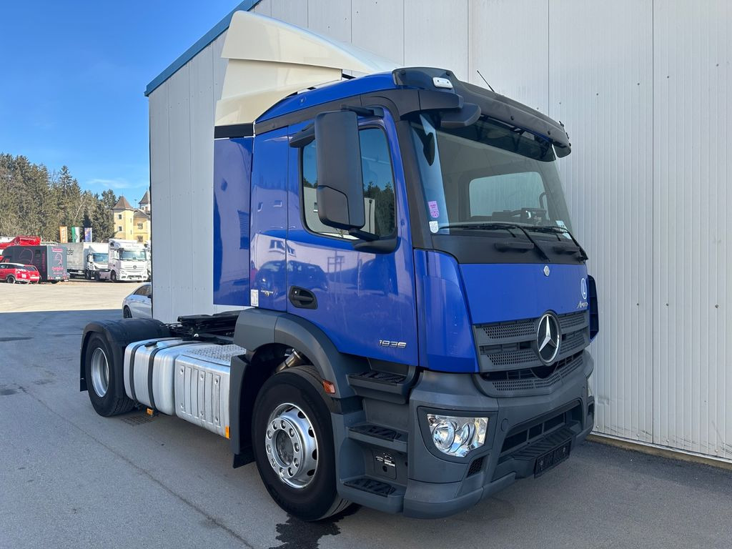 Mercedes-Benz Antos 1836 Mercedes-Benz Antos 1836 - Trekkvogn: bilde 2 Mercedes-Benz Antos 1836 Mercedes-Benz Antos 1836 - Trekkvogn: bilde 2