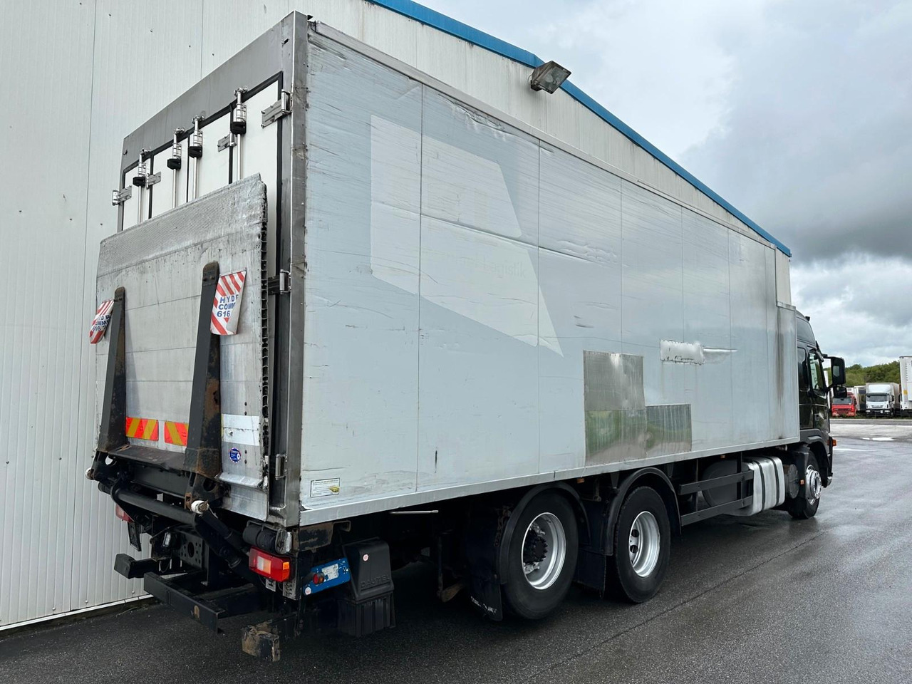 Volvo FM 440 VEB+ Analog Supra 850 Volvo FM 440 VEB+ Analog Supra 850 - Lastebil med kjøl: bilde 3 Volvo FM 440 VEB+ Analog Supra 850 Volvo FM 440 VEB+ Analog Supra 850 - Lastebil med kjøl: bilde 3