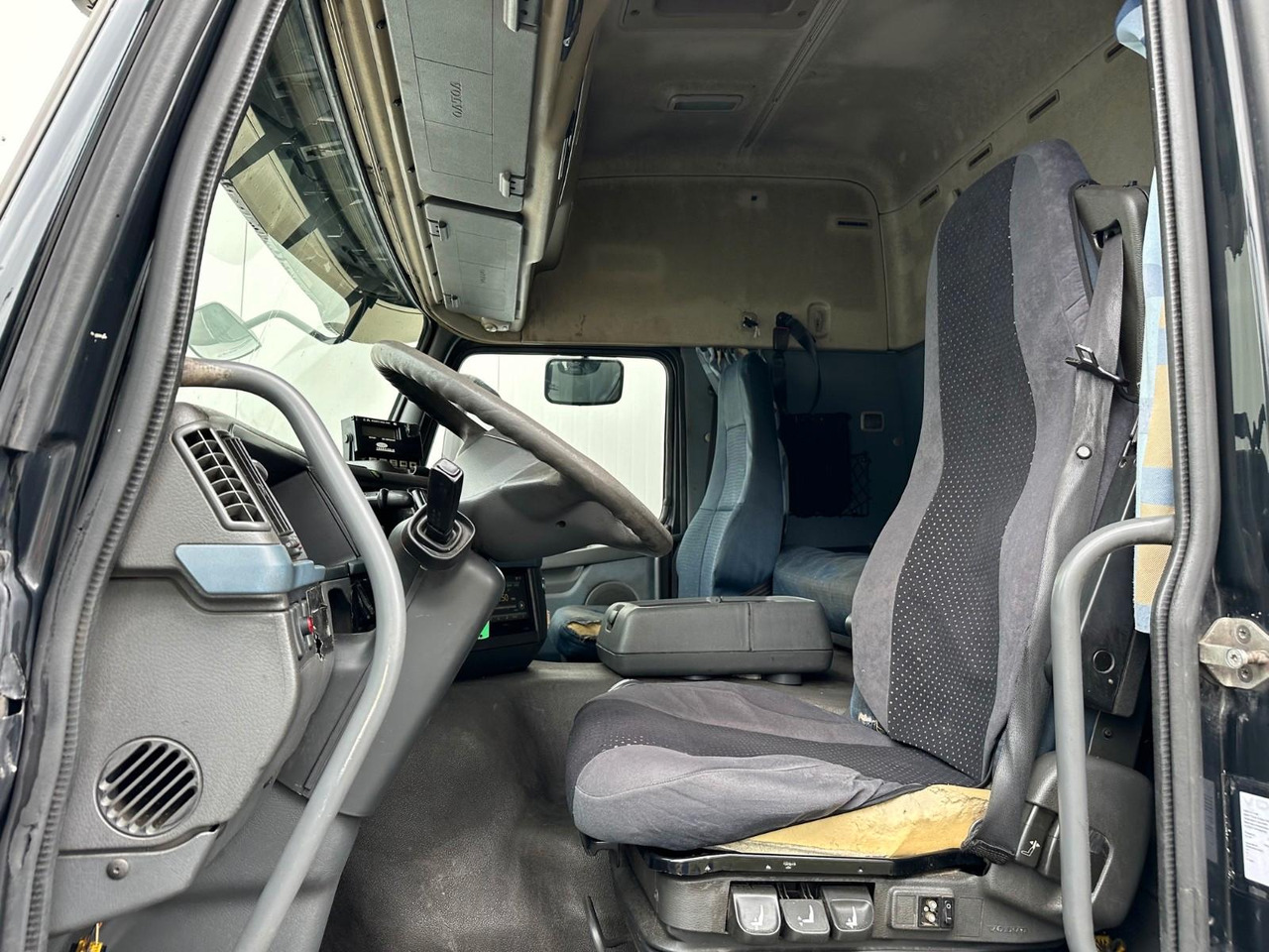 Volvo FM 440 VEB+ Analog Supra 850 Volvo FM 440 VEB+ Analog Supra 850 - Lastebil med kjøl: bilde 5 Volvo FM 440 VEB+ Analog Supra 850 Volvo FM 440 VEB+ Analog Supra 850 - Lastebil med kjøl: bilde 5