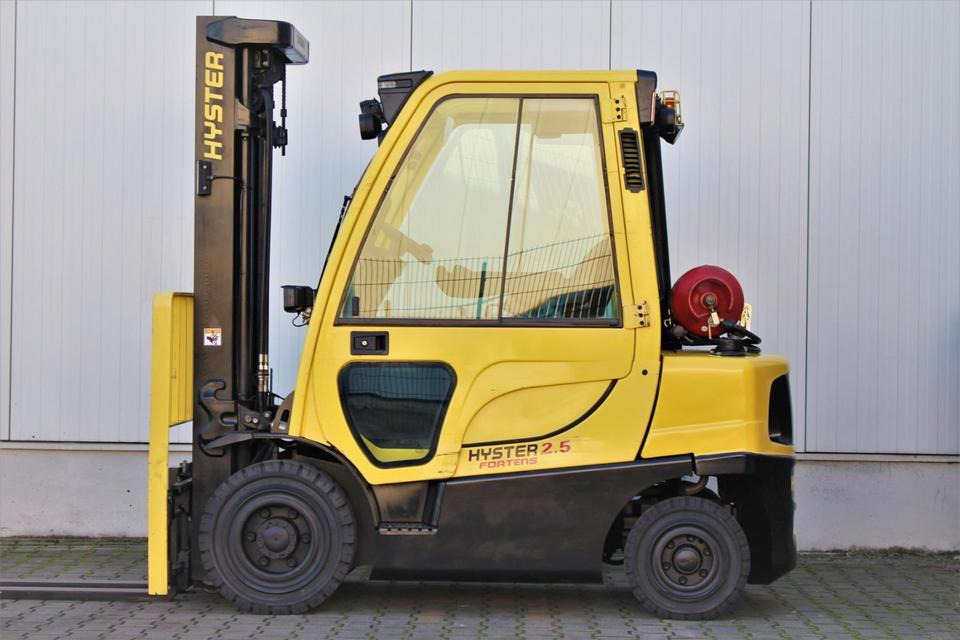 HYSTER H2.5FT Gas 2500kg Kabine 2018 Stapler UVV ✅ - Gasstruck: bilde 4 HYSTER H2.5FT Gas 2500kg Kabine 2018 Stapler UVV ✅ - Gasstruck: bilde 4