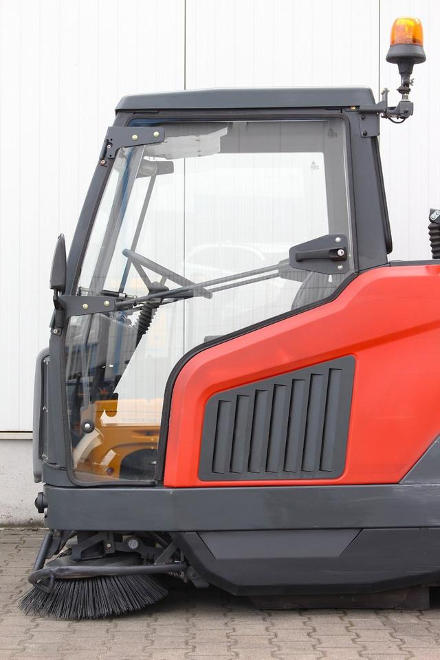 Hako Sweepmaster D1500RH Diesel UVV✅ - Industriell feiemaskin: bilde 5 Hako Sweepmaster D1500RH Diesel UVV✅ - Industriell feiemaskin: bilde 5