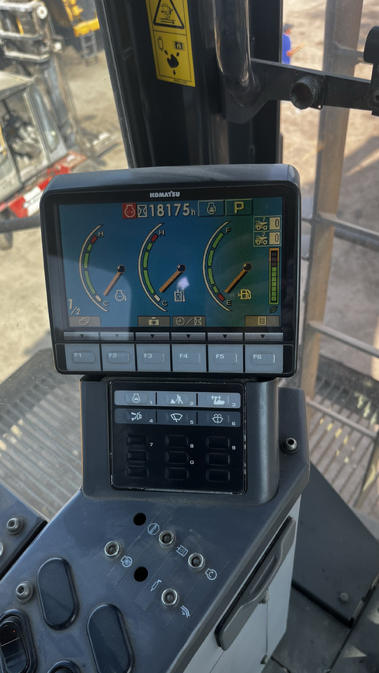 Beltegraver KOMATSU PC2000-8: bilde 11